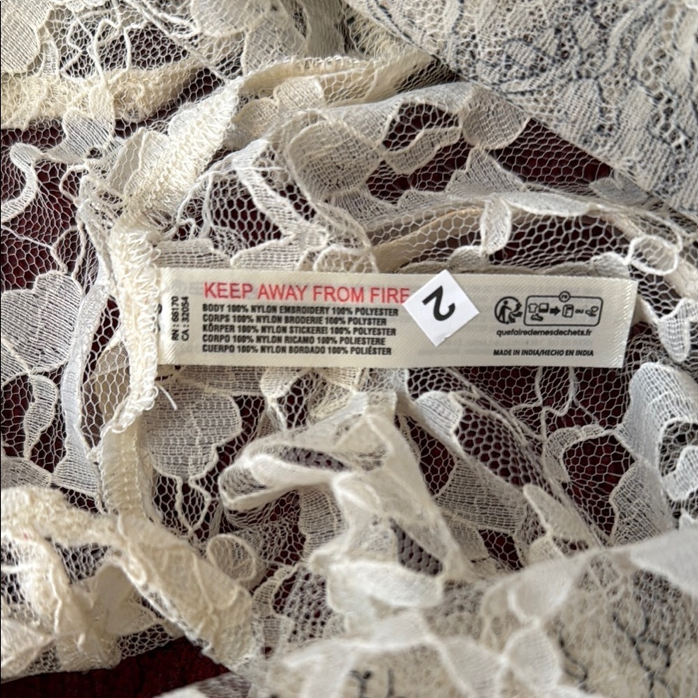 Anthropologie Cream Lace Chemise with Floral Design - Picture 10 of 11